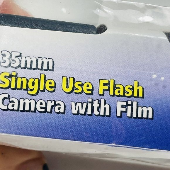 Single Use 35mm Indoor Outdoor Camera 27 Film Exposures Disposable Flash Button - Picture 7 of 8
